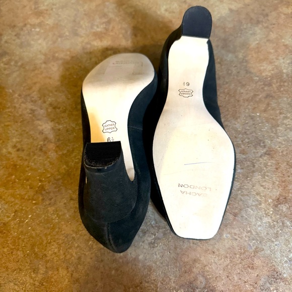 Sacha London black suede pumps NWOT - Picture 4 of 4